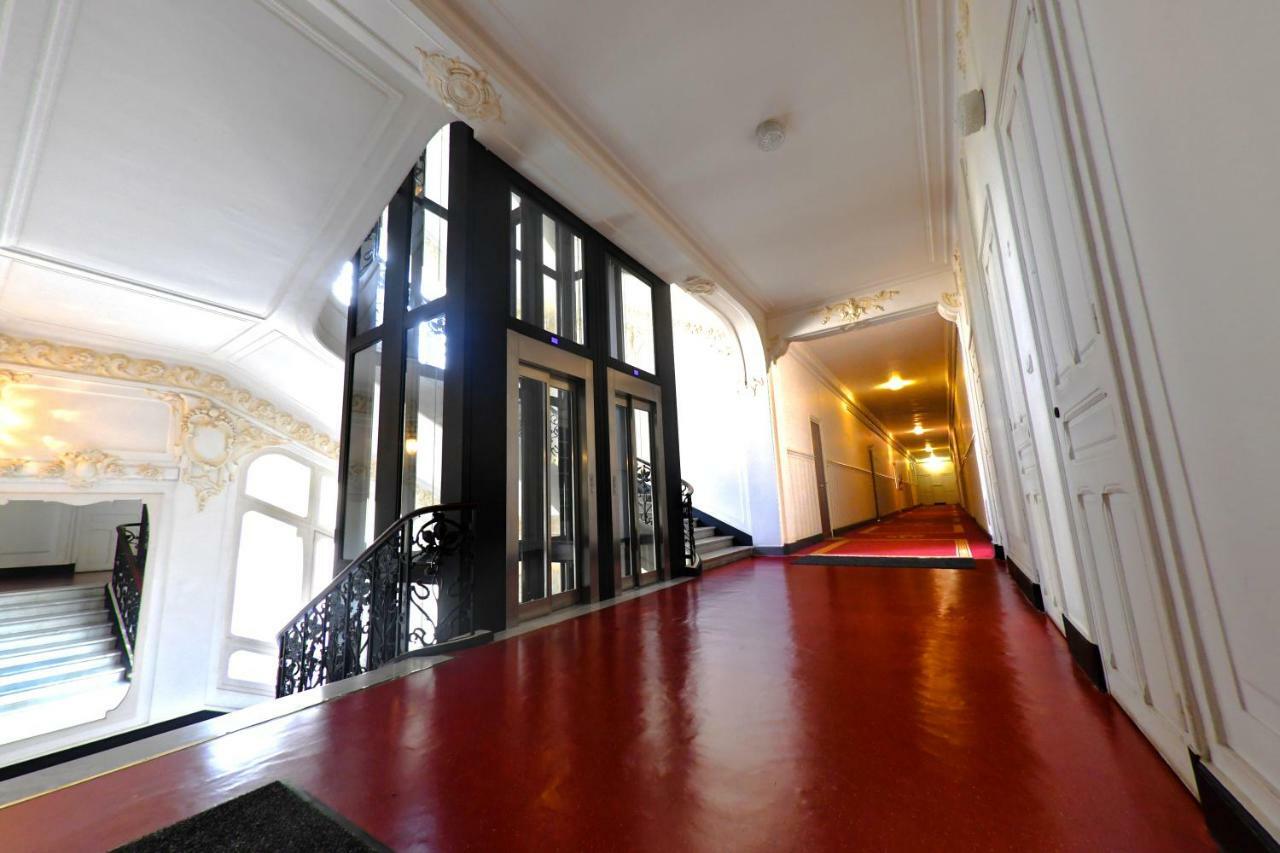 Winter Palace مينتون المظهر الخارجي الصورة